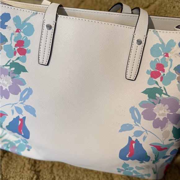 Calvin Klein Shoulder Cream Floral Tote Bag Tassel tag - Picture 10 of 11